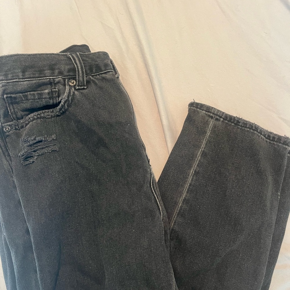 Stylish Black Distressed Jeans
